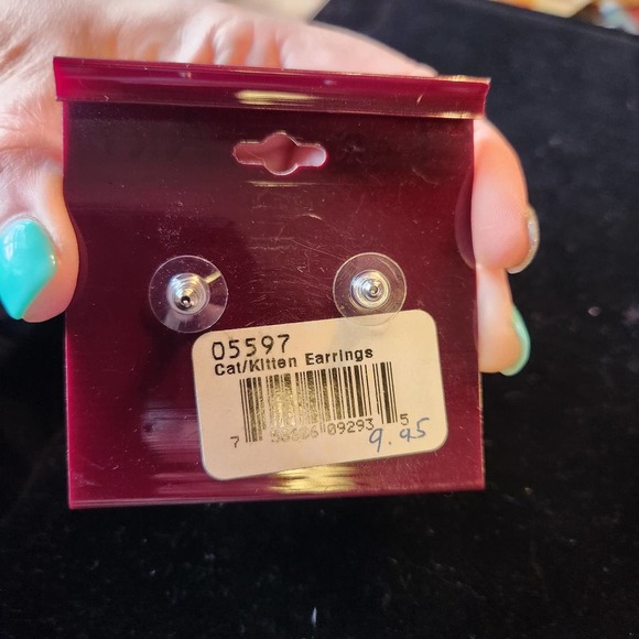 Ear Art Womens Cat Kitten Earrings Silver Tone NWT Dangling Motion Kitten - Picture 2 of 2